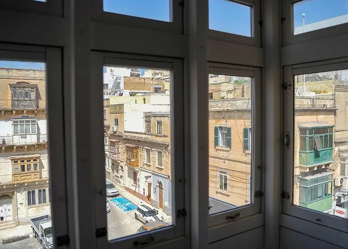 Lovely Close To The Sea Apartament