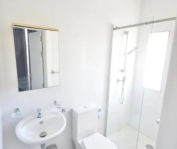 Lovely Close To The Sea *